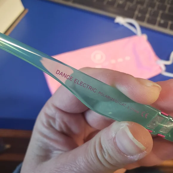 Blenders Sunglasses - Picture 3 of 4